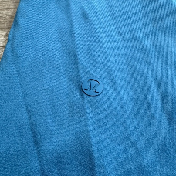 Lululemon On the Fly 7/8 Pants in Code Blue Women’s Sz 4 - Picture 14 of 14
